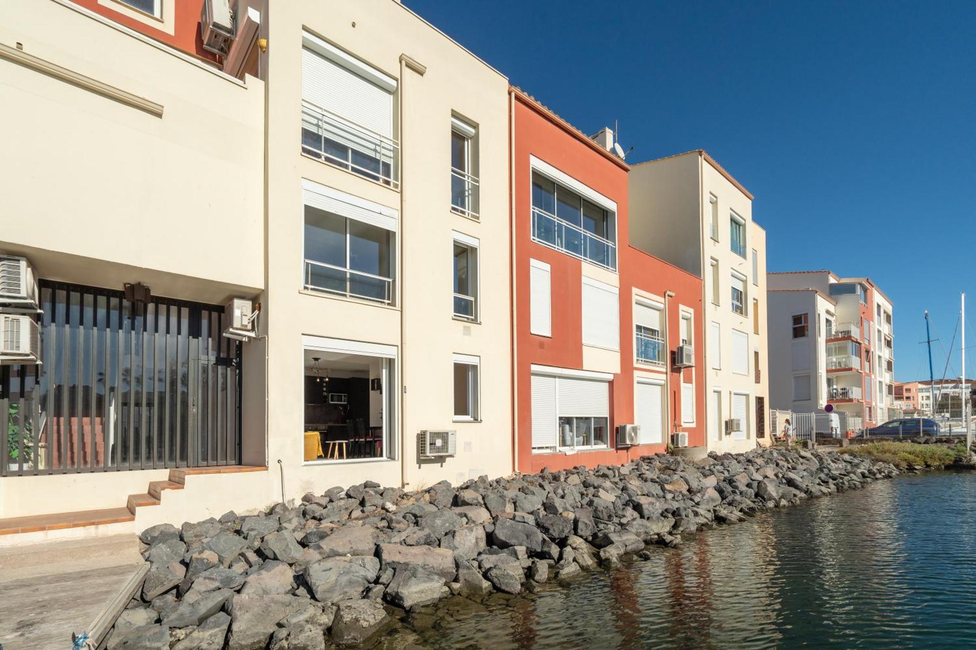 L'Echappee Marine - Classe 2 Etoiles Parking Prive Agde Exterior photo